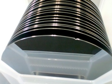 アドバンス・テクノロジーズのシリコンウェハー製品