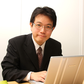 代表取締役 秋山慎治