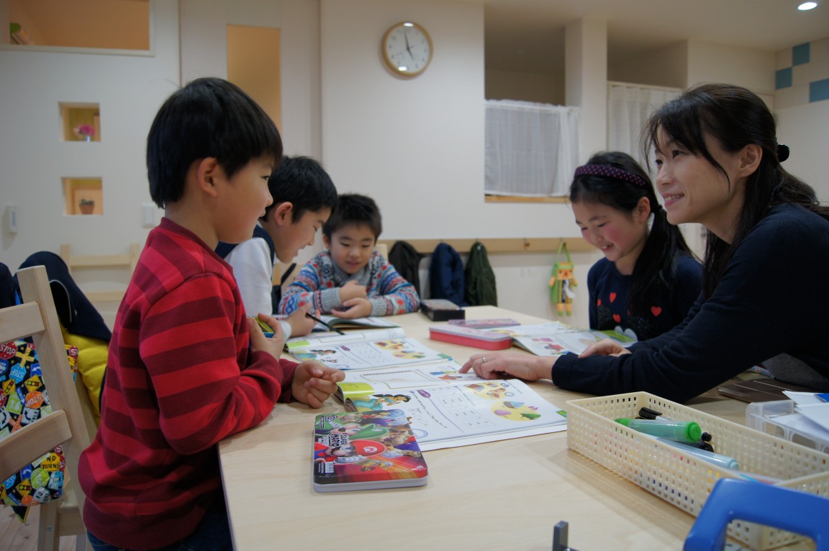 木曜クラス 仲良しクラス Abcこども英会話 こども英語 専門教室 木曜クラス 仲良しクラス Abcこども英会話 こども英語 専門教室