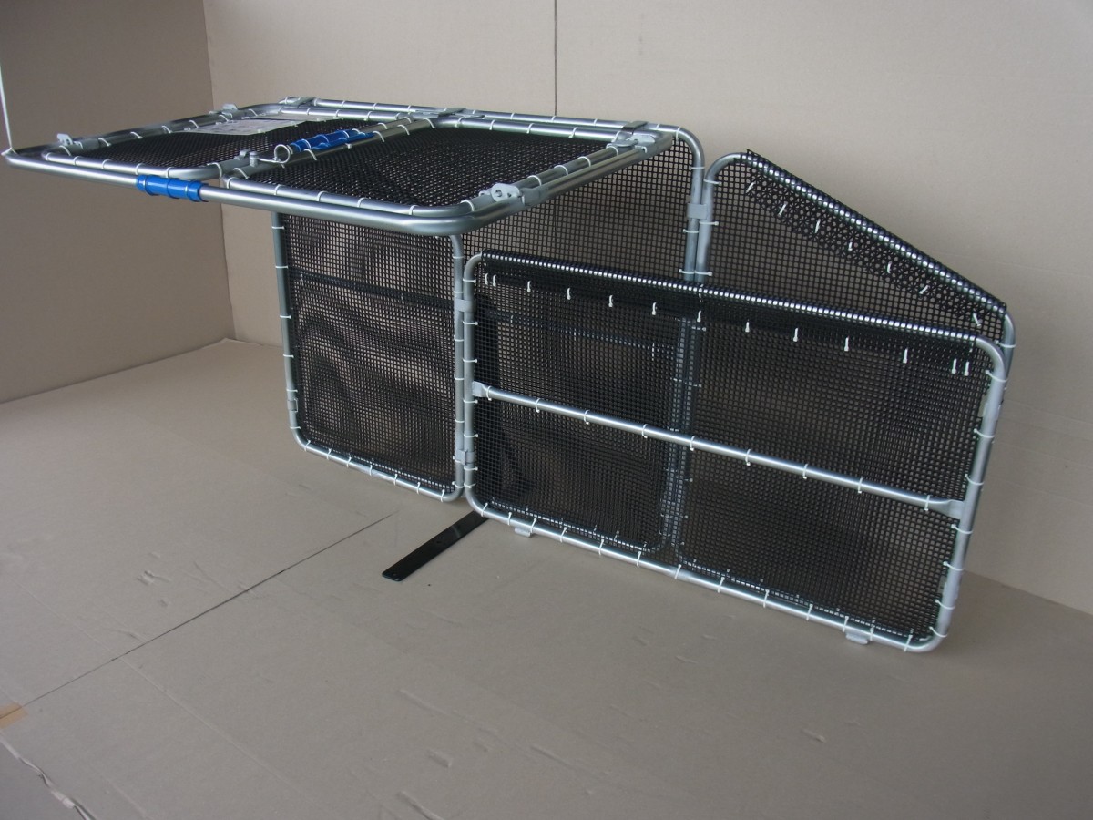 3.下枠を完全にたたみます